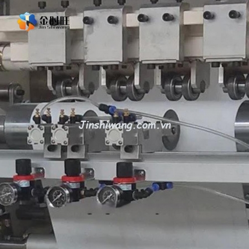 Máy sản xuất giấy lau tay lau bếp