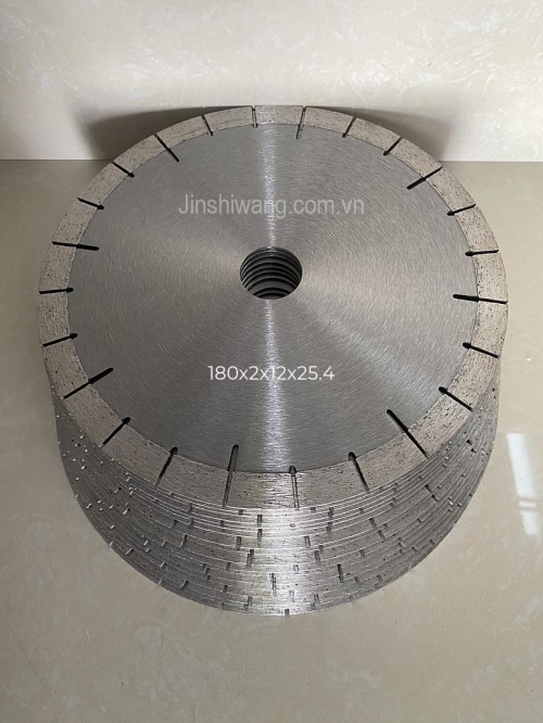 Đĩa cắt gạch, cắt đá TOPE D180 màu trắng bạc