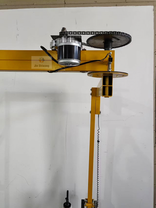 Máy quấn màng co kiện hàng bán tự động