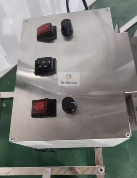 Máy quấn màng co pallet kiện hàng bán tự động khung inox