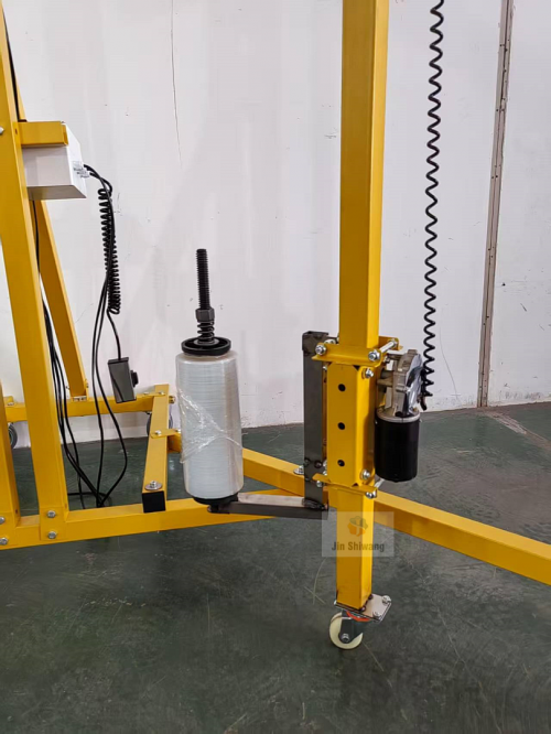 Máy quấn màng co kiện hàng bán tự động